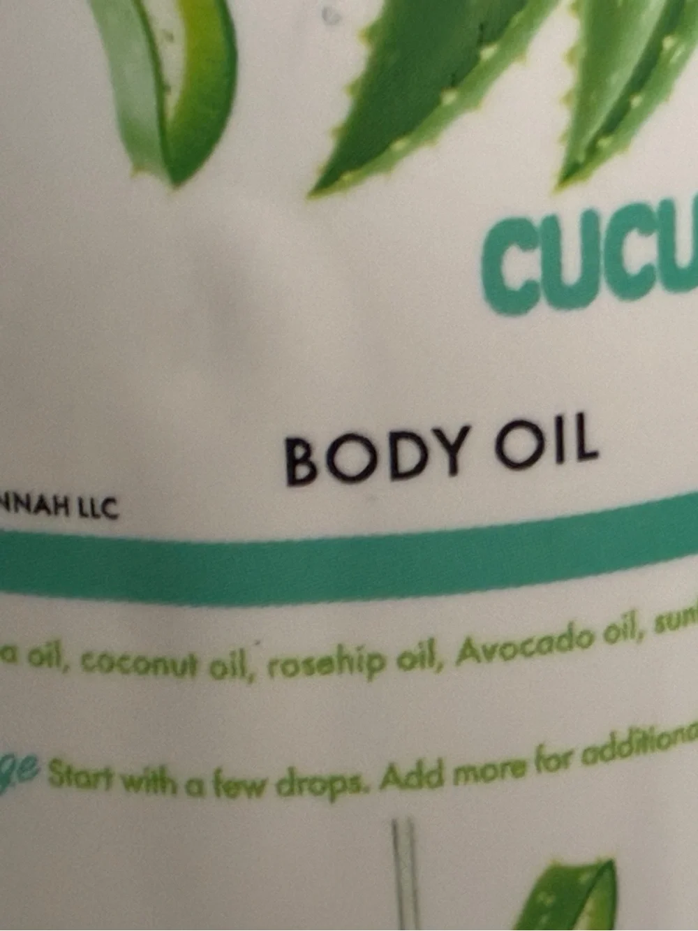 Cucumber Aloe Body Oil made by Dillpicky which is manufactured by Aminnah